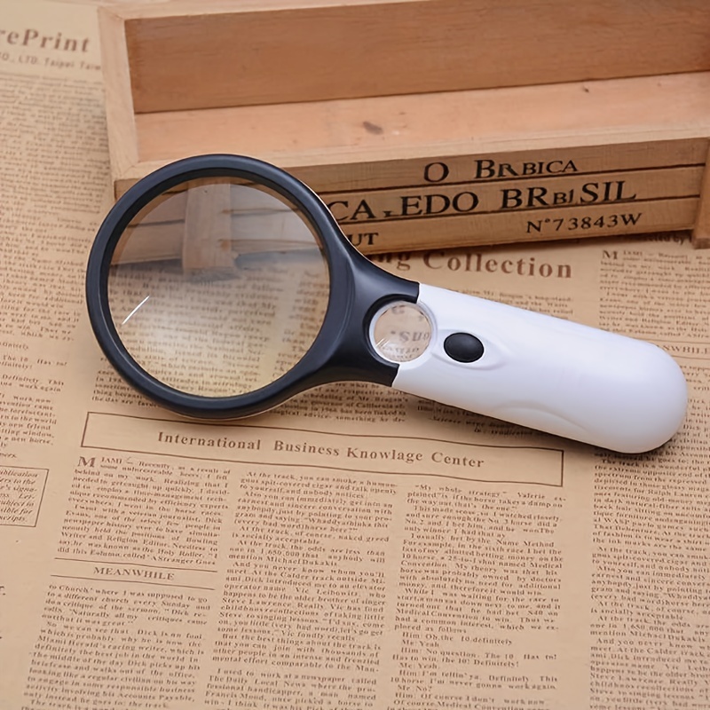 1 Pcs Magnifying Glass with Light,3X ,45x Handheld Magnifier,LED Lighted Magnifying Glass for Reading Small Prints,Coins,Map,Jewe, Size: 190, Black