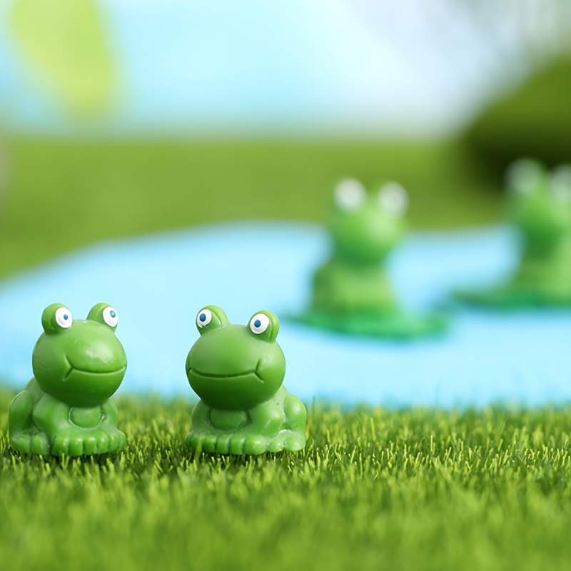 10 Pcs Mini Frog Garden Decor, Green Frog Figurines, Miniature Home Décor, Tiny Plastic Frogs, Fairy Garden Decor
