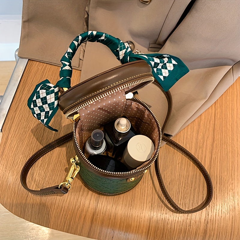 Mini Argyle Pattern Handbag, Fashion Cylinder Bucket Purse, Women's  Crossbody Bag With Bunny Doll (6.24*5.46*4.68) Inch - Temu United Kingdom