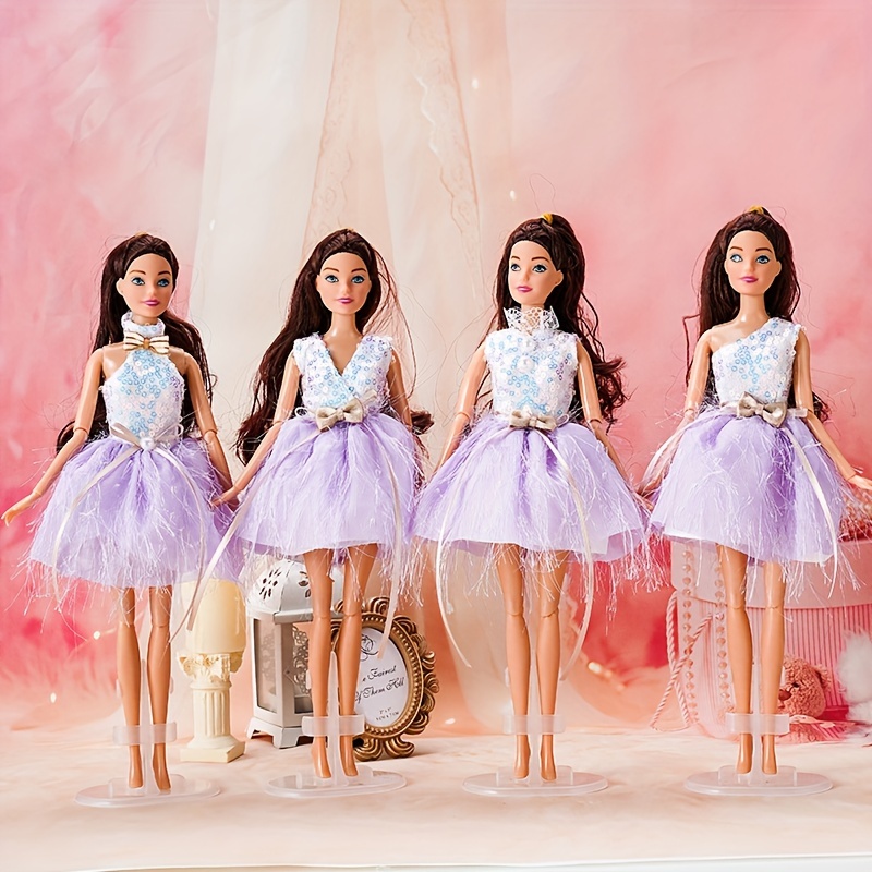Asiv Robes de Princesse de Mariage de Mode avec 12 Paires de Chaussures de  poupée 17 Pièces : : Jeux et Jouets
