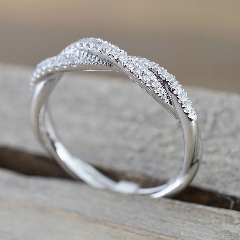 Luxury Women'S Copper Ring, 4-Prong Setting, Synthetic Zirconia Twist, Minimalism, for April Birthstone, Valentine'S Day, Holiday, Wedding, Engagement Party, Daily Casual, Gift-Giving Occasion