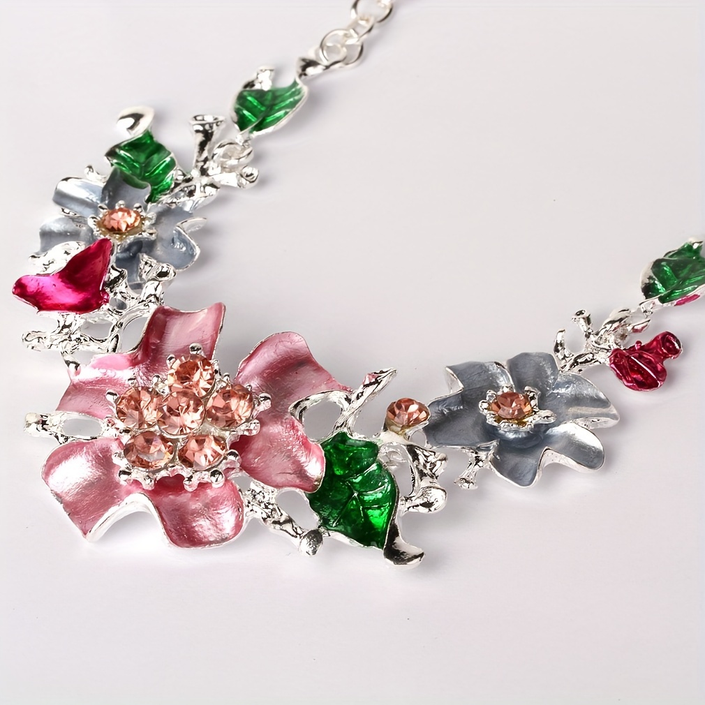 Fashionable Sweet Chain Set Flower Embedding Necklace Earring