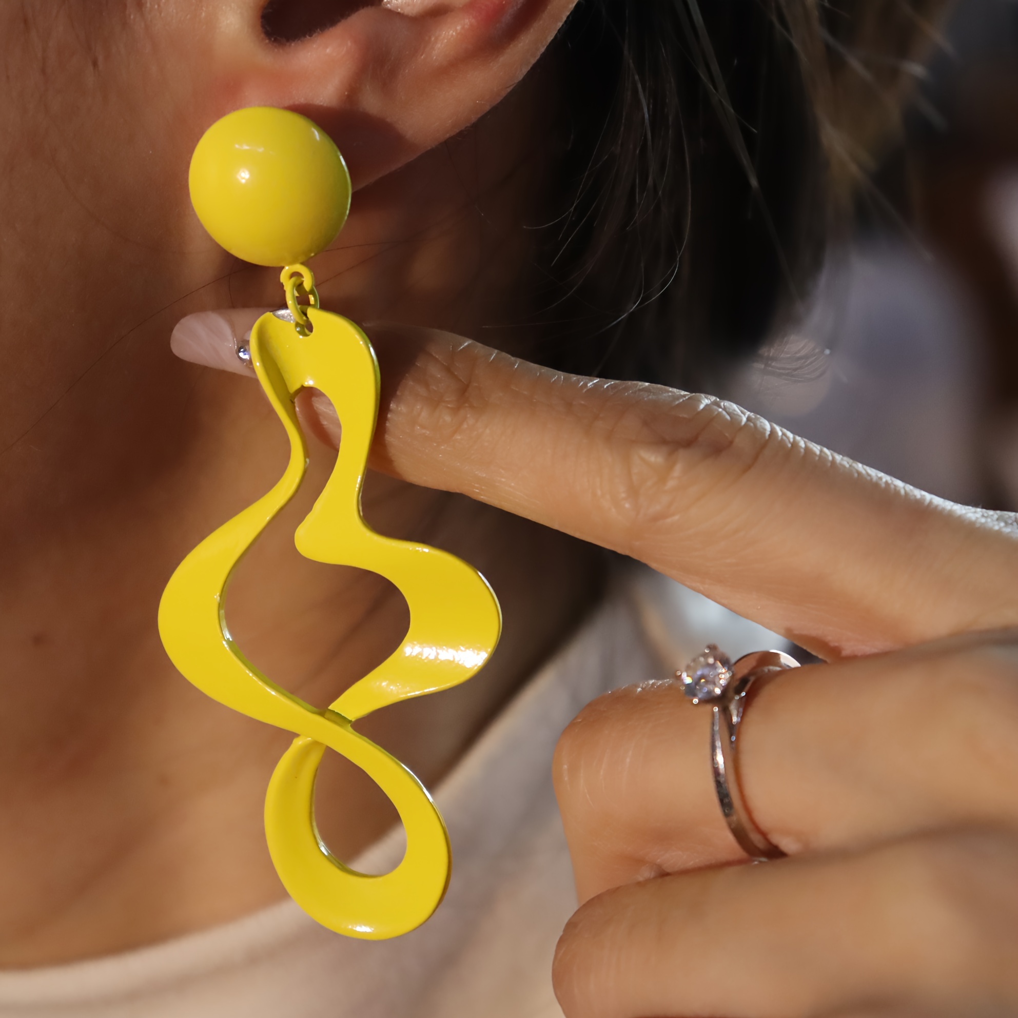 

Yellow Irregular Shape Dangle Earrings Elegant Simple Style Alloy Jewelry Creative Female Ear Ornaments