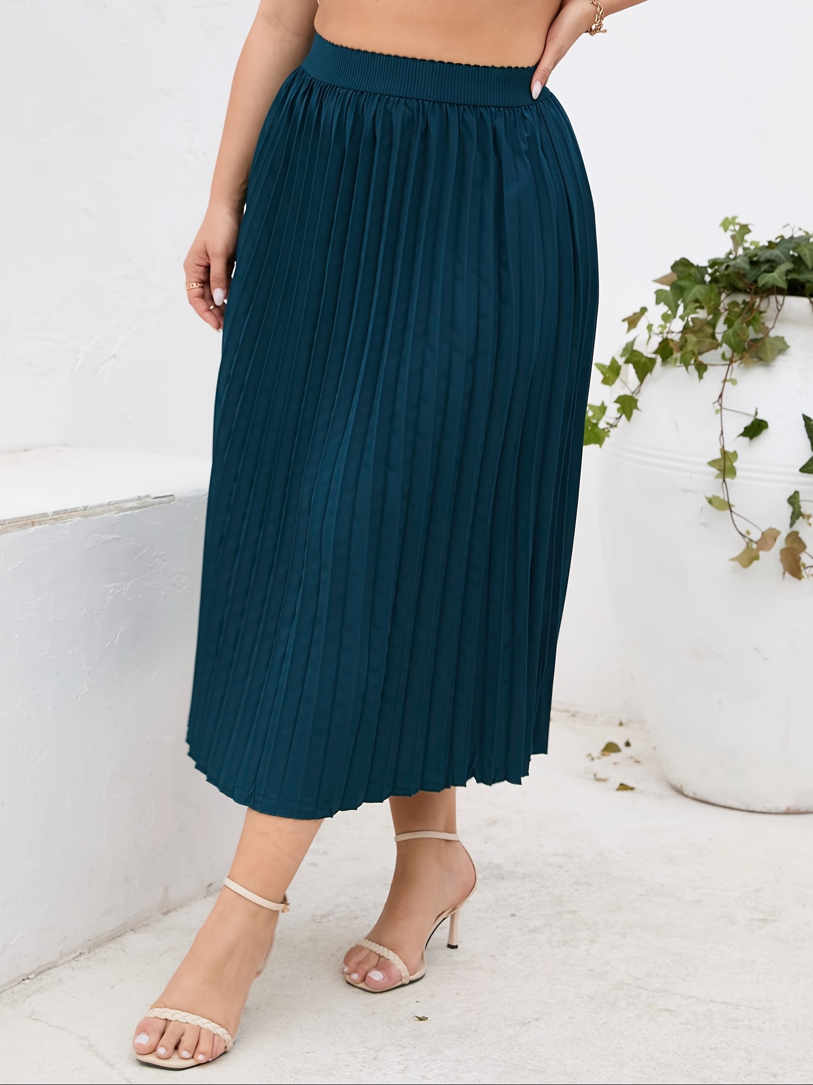 Navy pleated outlet skirt plus size