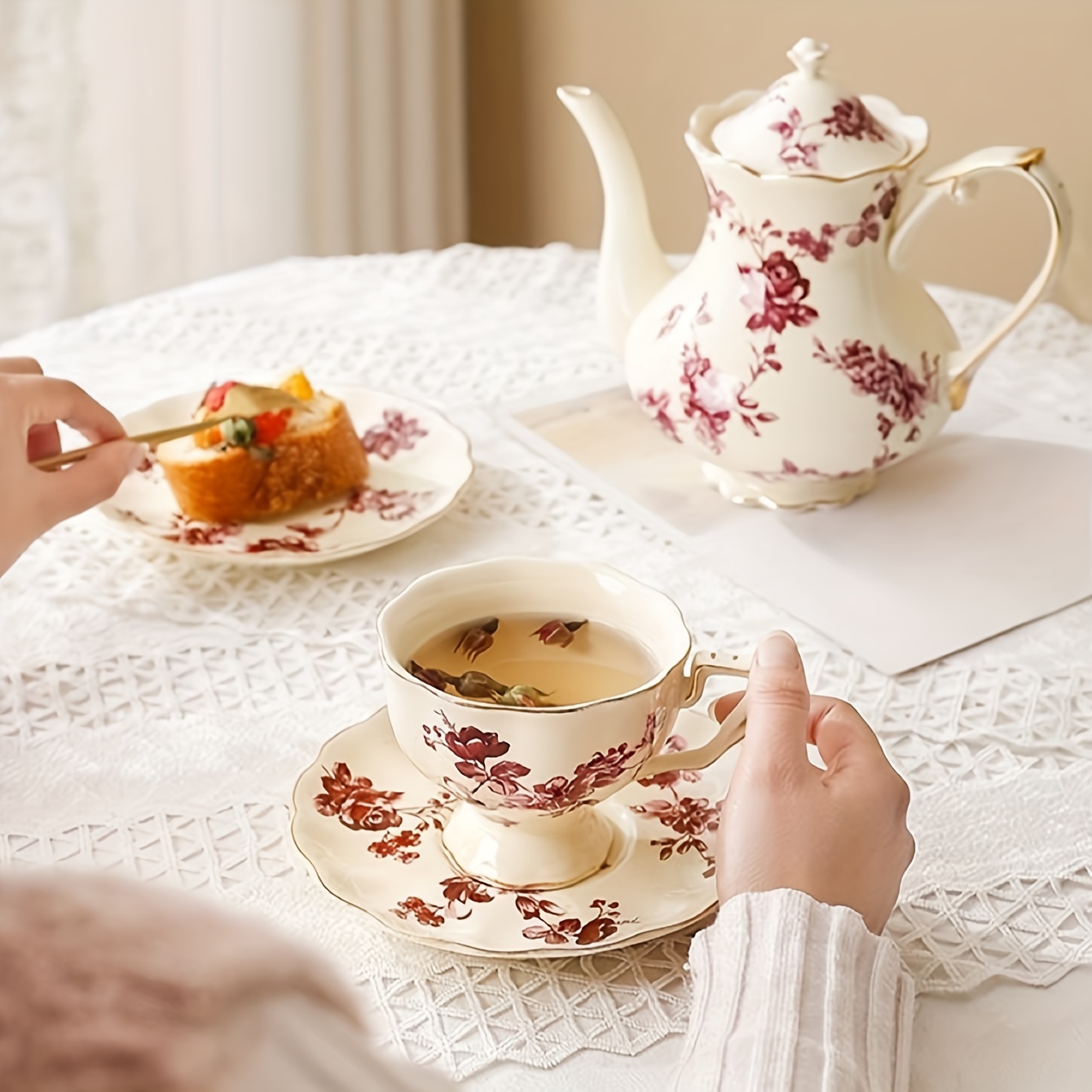 Tea Cups, Sets & Tea Mugs