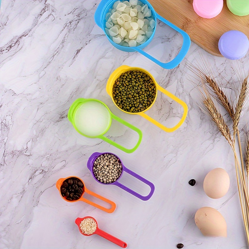 Juego de 12 tazas medidoras y cucharas medidoras coloridas de plástico,  cucharas Meausuring apilables para medir ingredientes secos y líquidos,  ideal
