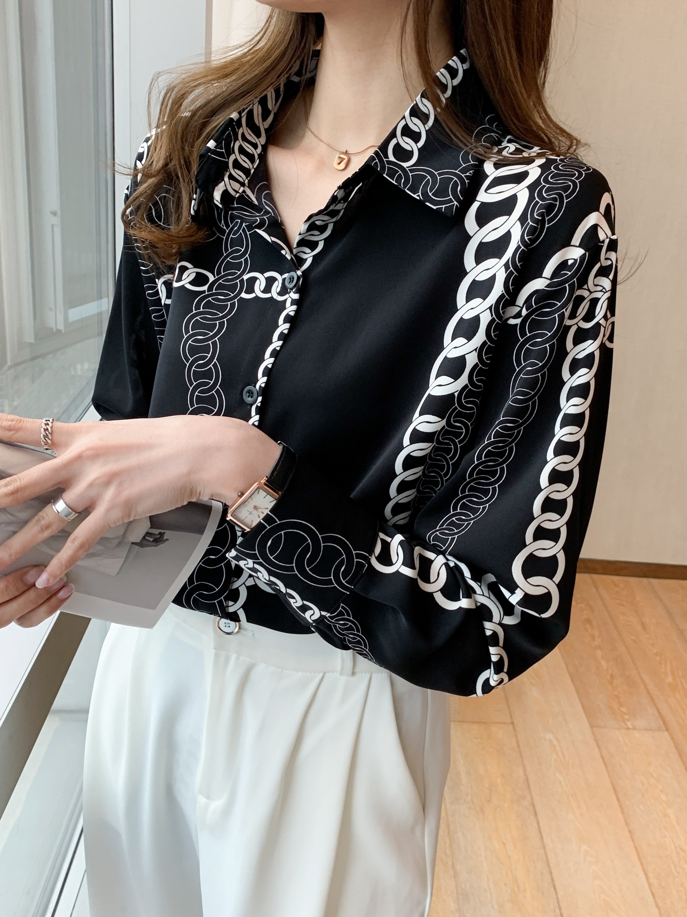 Women's Chain Print Button Front Shirt Casual Long Sleeve Collar Shirt