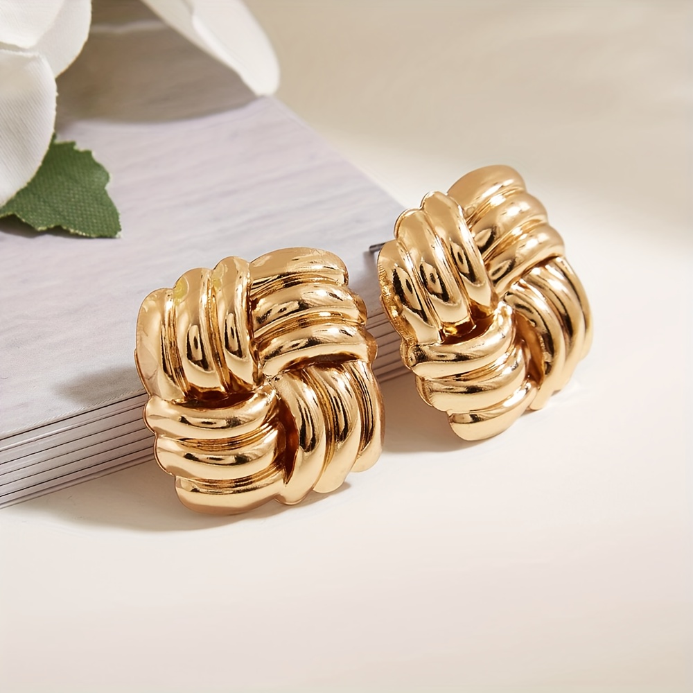 1 Pair Of Fashionable Metal Geometric Square Textured Temperament Earrings, Geometric Square Textured Versatile Earrings