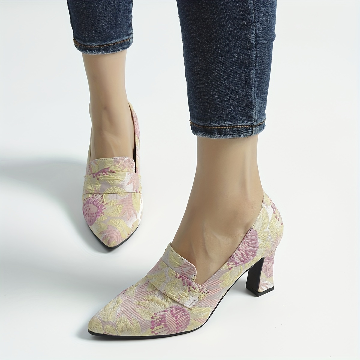 Women's Floral Embossed High Heels Pointed Toe Slip On Soft Sole Chunky Heels