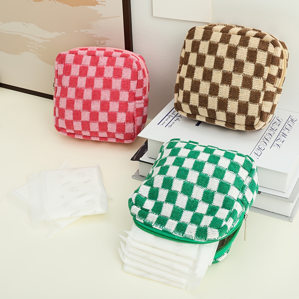 

Mini Checkerboard Knitted Coin Purse, Portable Sanitary Napkin Bag, Fashion Wallet & Card Case