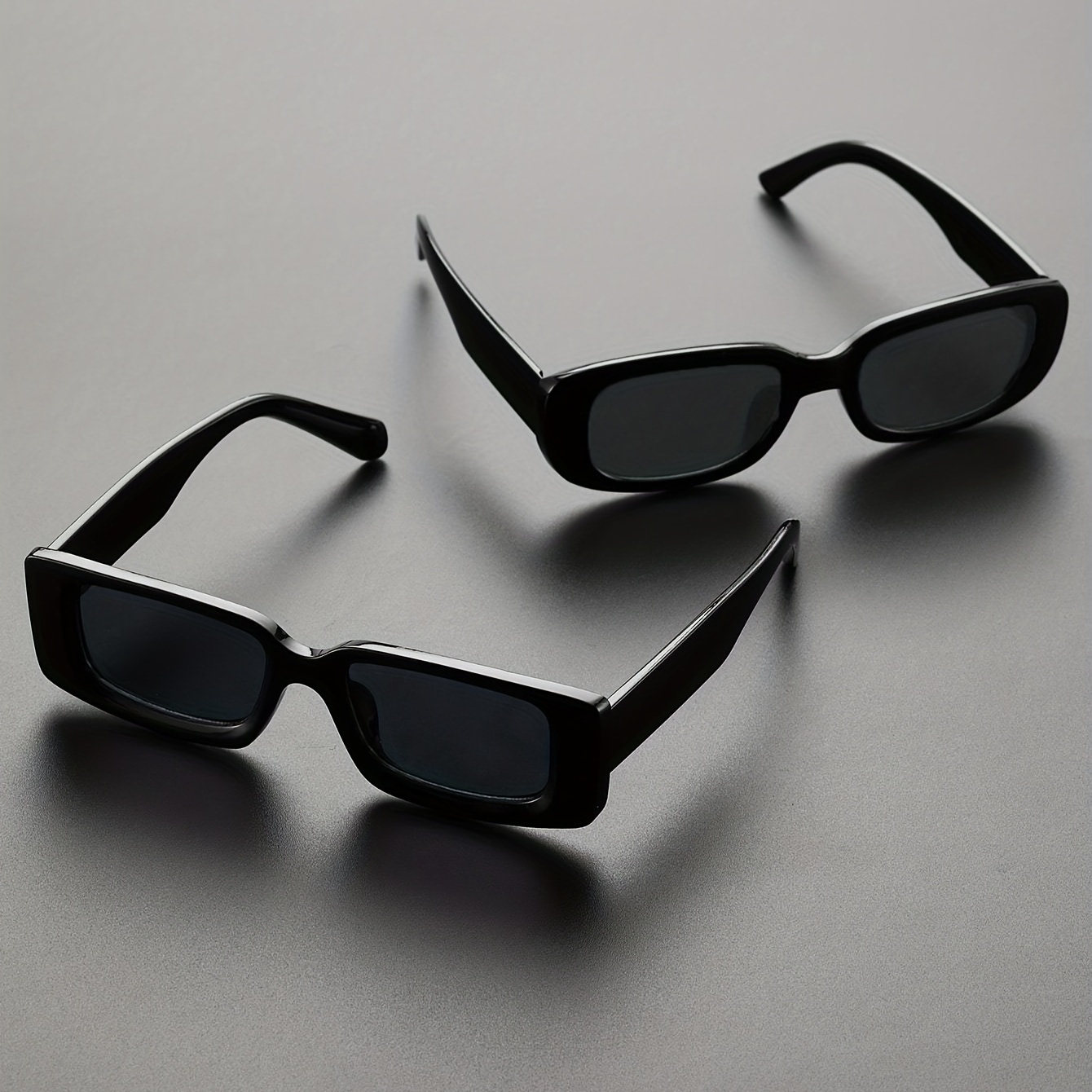 2 Pairs Men's Black Versatile Classic Sunglasses Casual PC Square Frame Sunglasses With Black Glasses Case