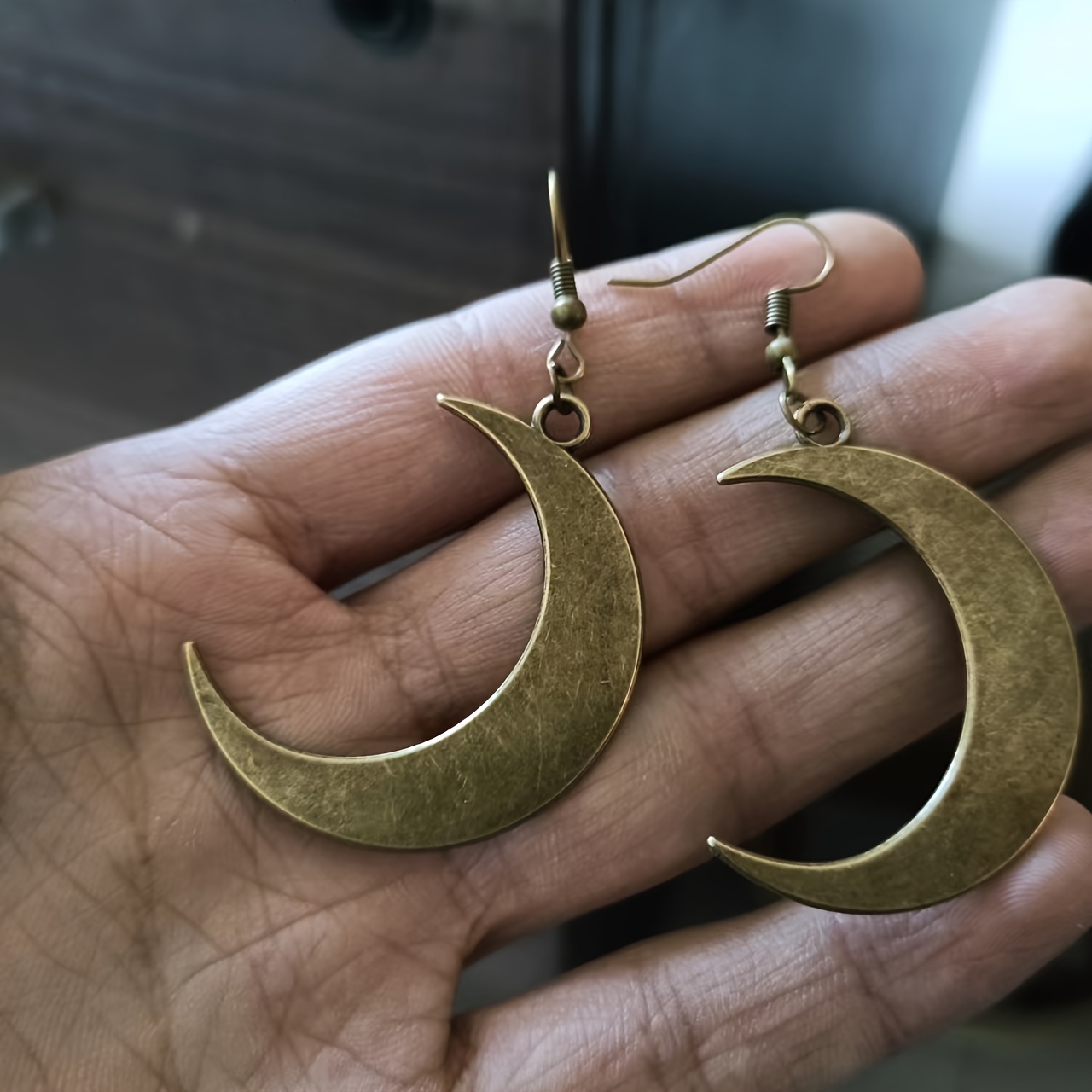 

Crescent Earrings - Vintage Gothic Style, Zinc Alloy With Antique Silvery , & Punk Fashion Enthusiasts