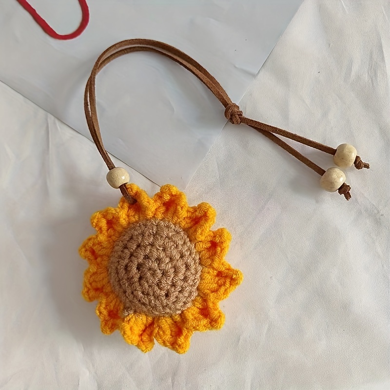 Hand Woven Sunflower Car Bag Pendant, Creative Keychain Pendant ...