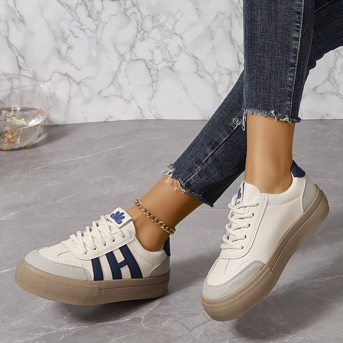 2. Women’s Colorblock Trendy Sneakers