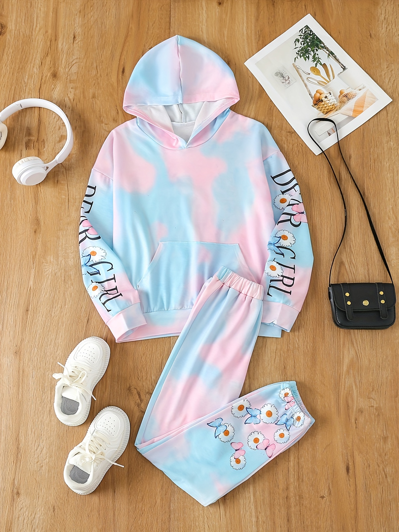 SHEIN Girls Ombre Letter Graphic Hoodie & Sweatpants Set