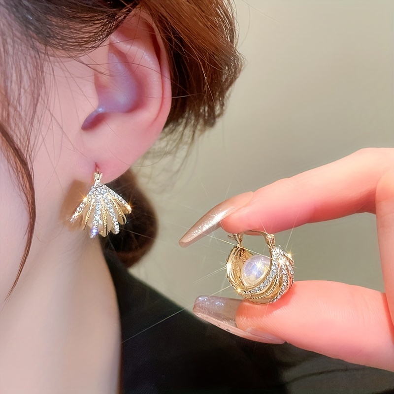 Gold earrings store 2020 design