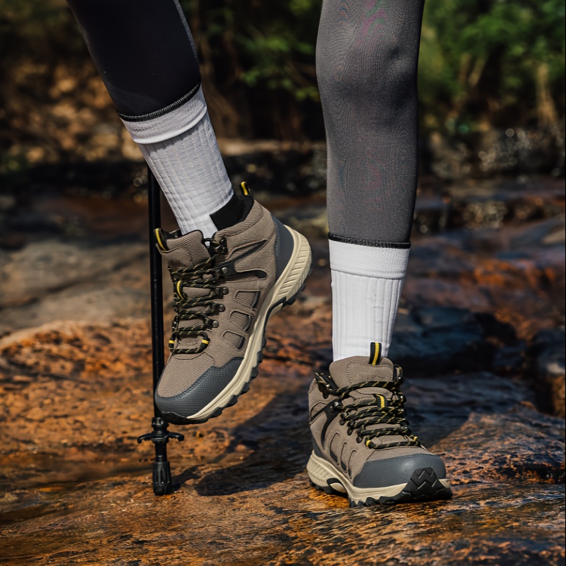 Lightweight waterproof women's hiking shoes online