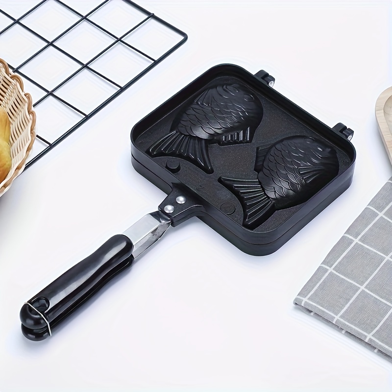 

1pc Aluminum Fish-shaped Baking Mold, Oval Waffle Cookie Pan, No Power Supply Needed, Kitchen Baking Accessory