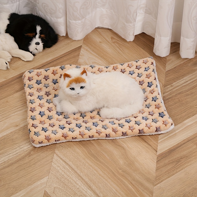 Cozy Fleece Pet Blanket Dogs Cats Soft Warm Blanket Cold - Temu