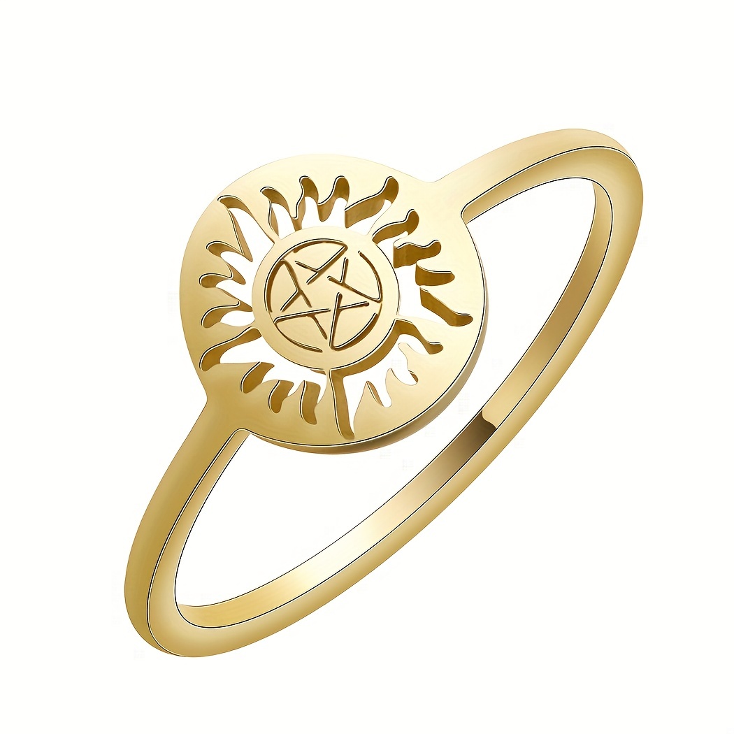 Pentagram on sale ring gold