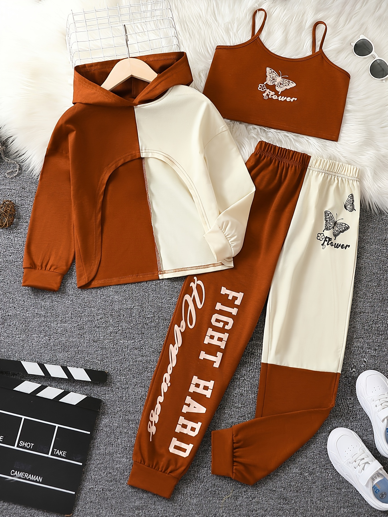 Womens Sport Style Tracksuit Set With Cropped Hoodie, Joggers, And