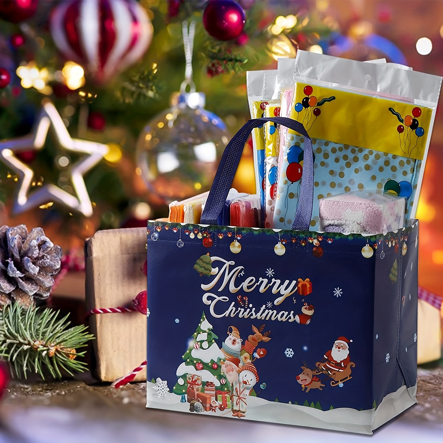 Compra Sacchetti regalo di Natale grandi [confezione da 12] Sacchetti regalo  di Natale 26x32x12cm all'ingrosso