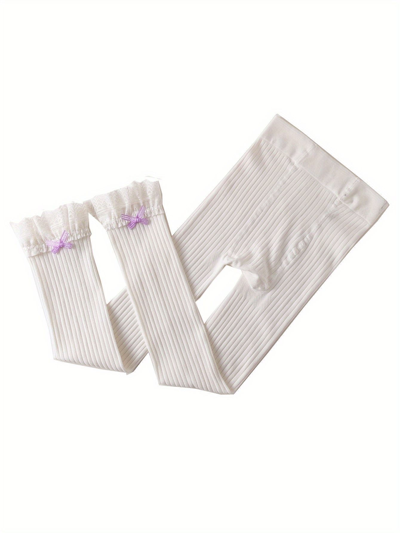 Pyjama Satiné Rose Imprimé Avec Bordure En Dentelle Et Nœud