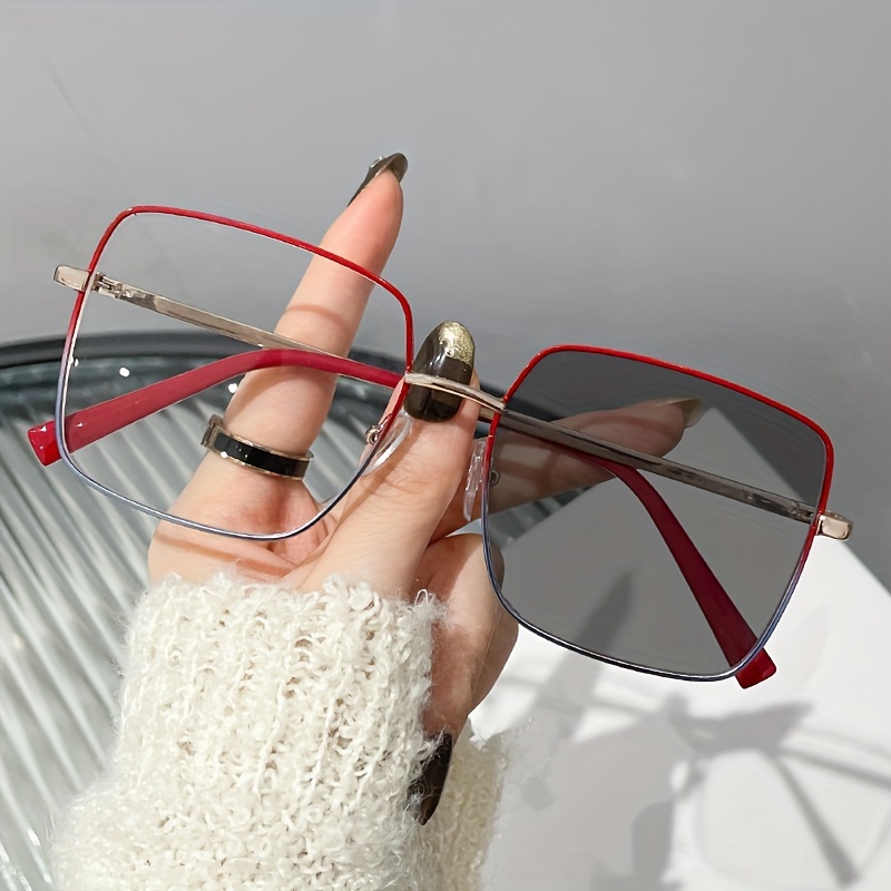 

Photochromic Blue Light Blocking Glasses Oversized Square Frame Clear Lens Computer Glasses Outdoor Sun Shades For Women Men