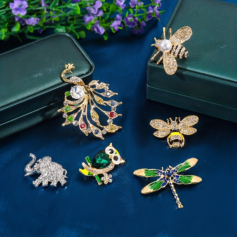 Temperament Party Brooch For Women Bee Dragonfly Exquisite Luxury Suit  Accessories Butterfly Shpae Brooch Drip oil Pin GREEN BEE