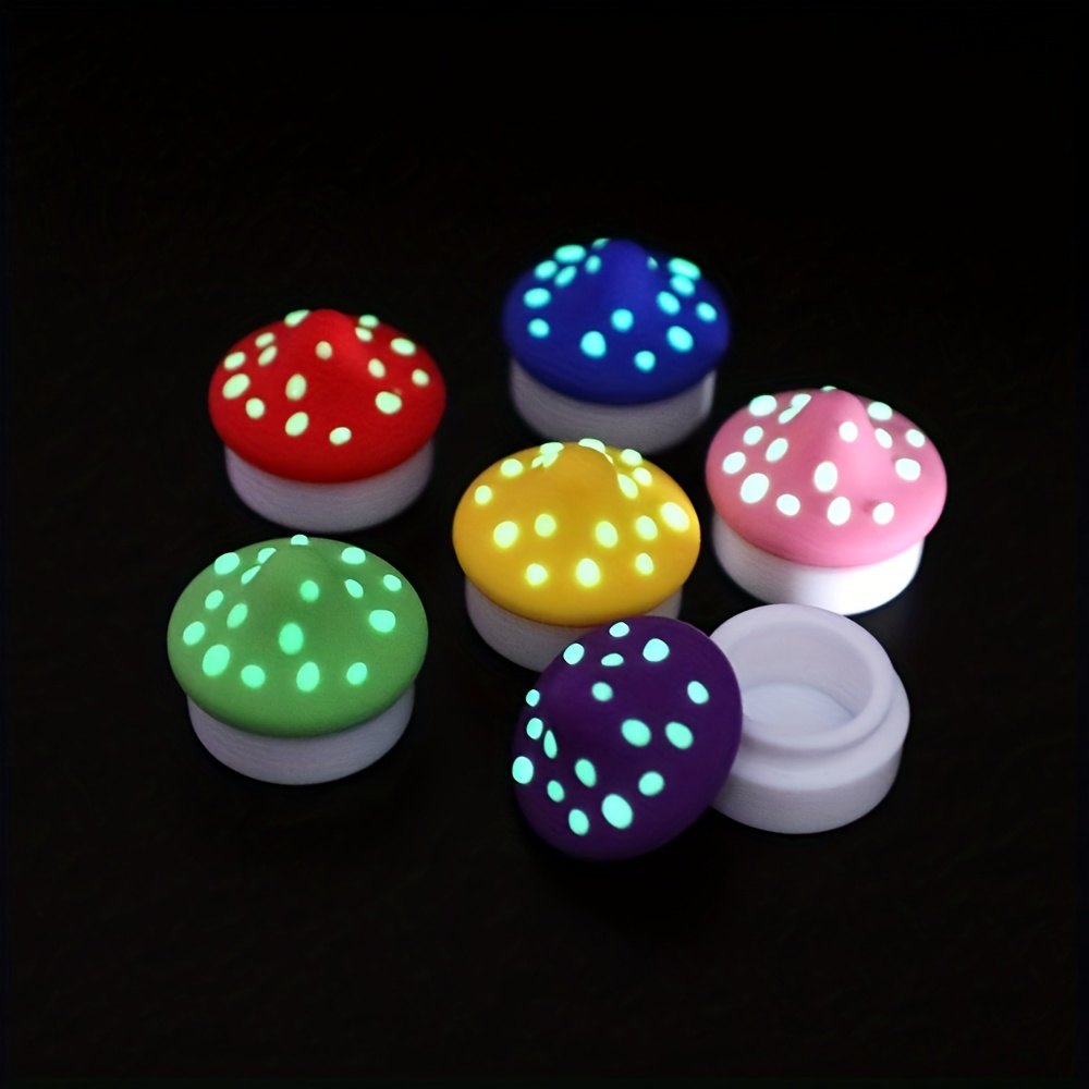 5 mL Silicone Puck Container