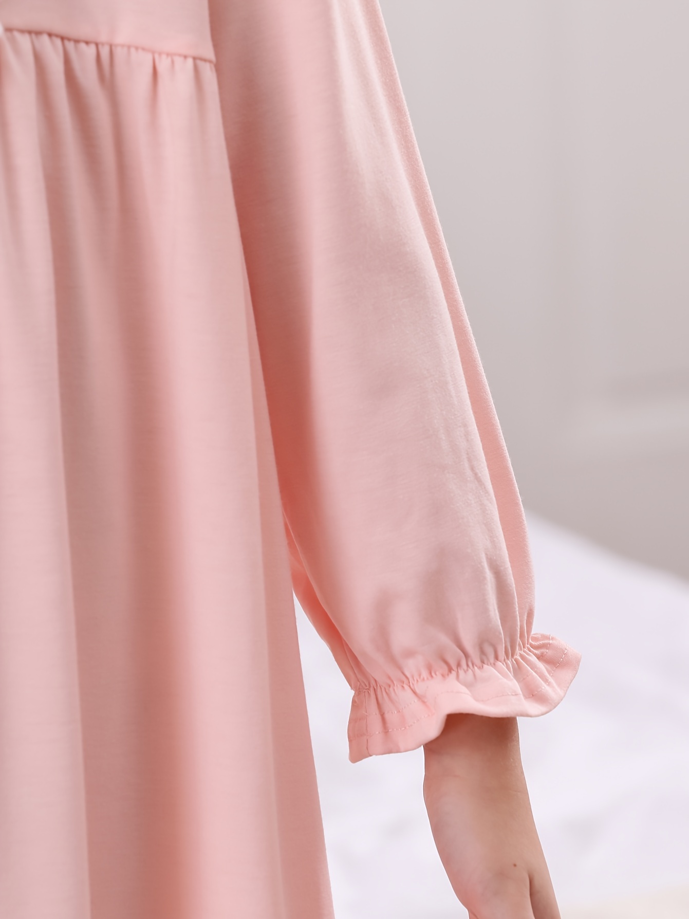 HuaAngel Girl's Nightgown Long Sleeve Princess Pajama Dress Soft Cotton  Kids Sleepgown 3t-13 Years 