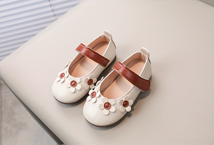 Baby girl birthday on sale shoes