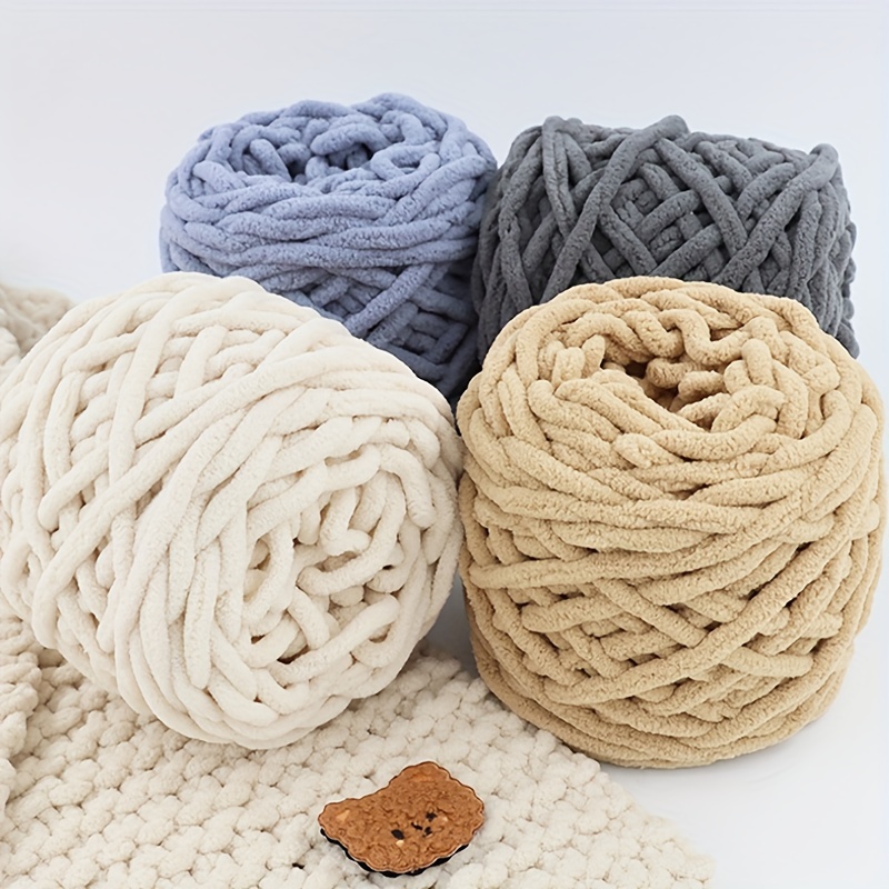  Hilo de terciopelo de chenilla para tejer lana gruesa y cálida para  tejer de ganchillo de algodón, lana de bebé, suéter tejido a mano (color :  26) : Arte y Manualidades