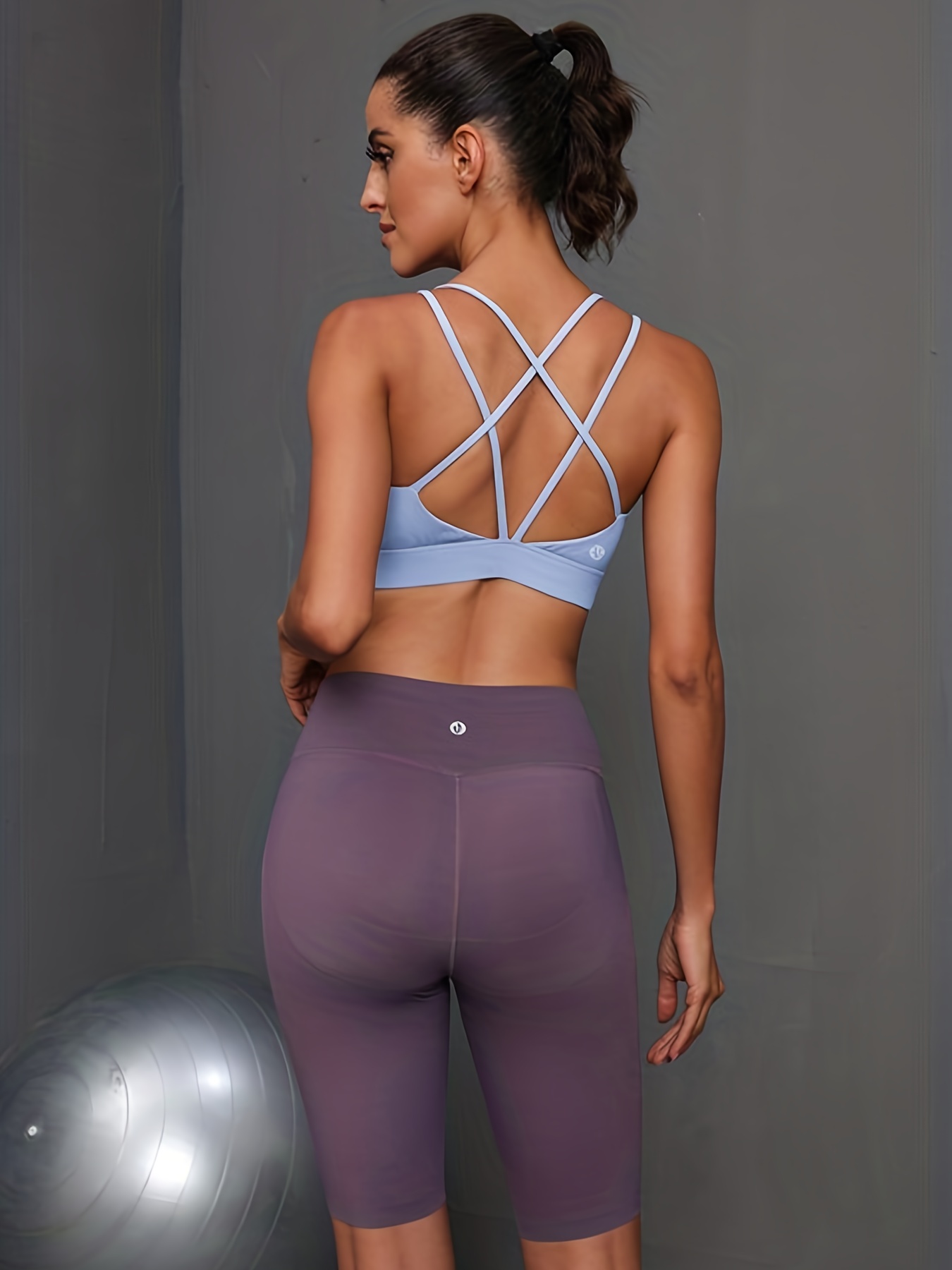 Women's Activewear: Solid Sports Bra Criss Cross Push Design - Temu