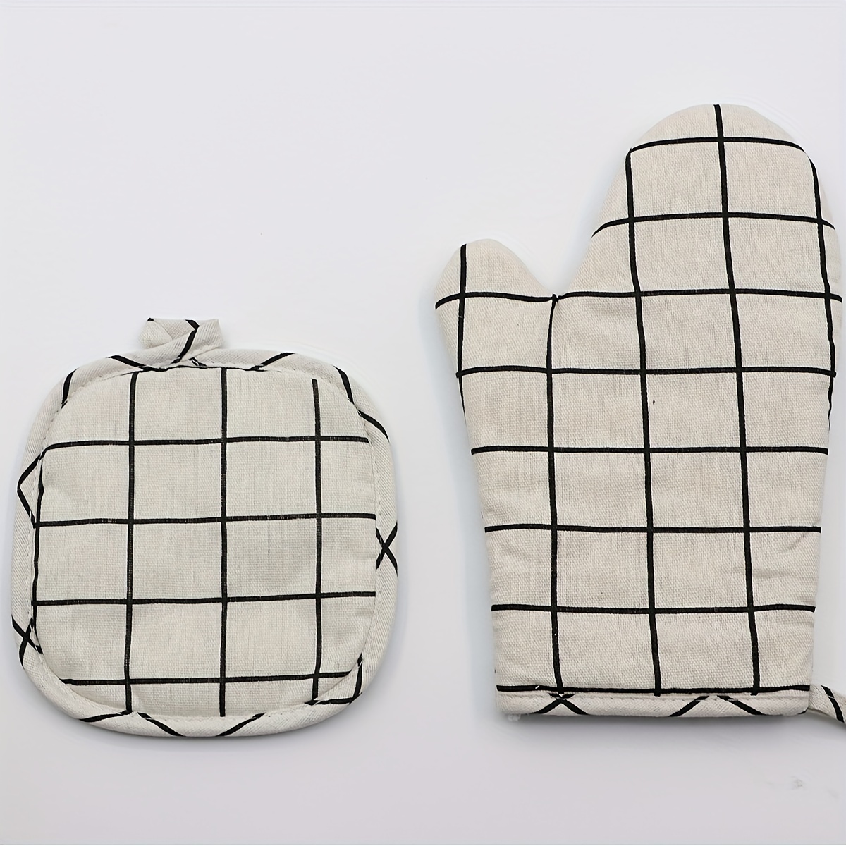 Checkered Oven Mitts And Pot Holder, Heat Resistant Gloves And