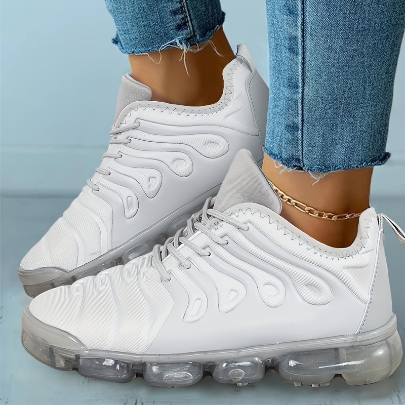 Kids white outlet vapormax plus