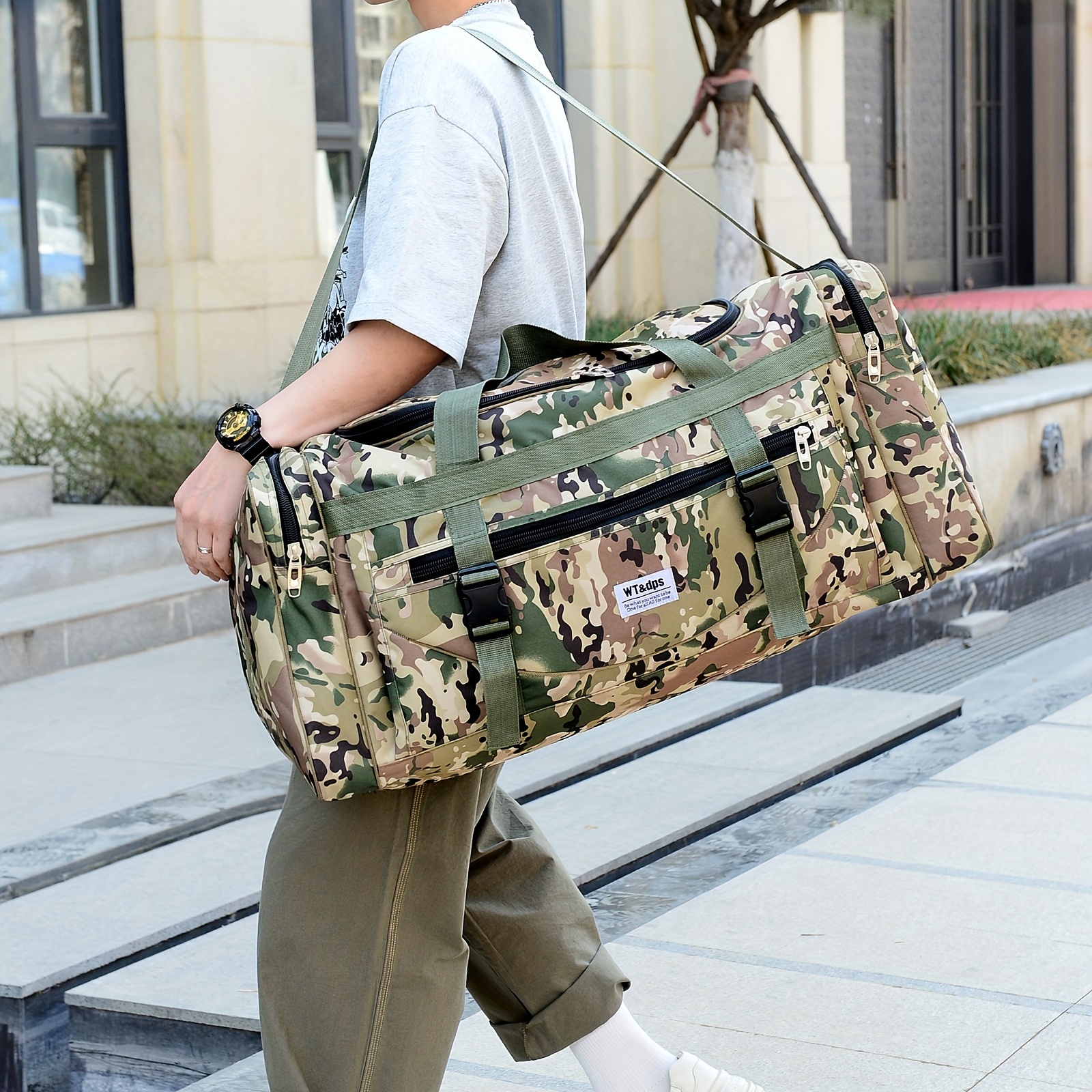 Large camo clearance tote bag