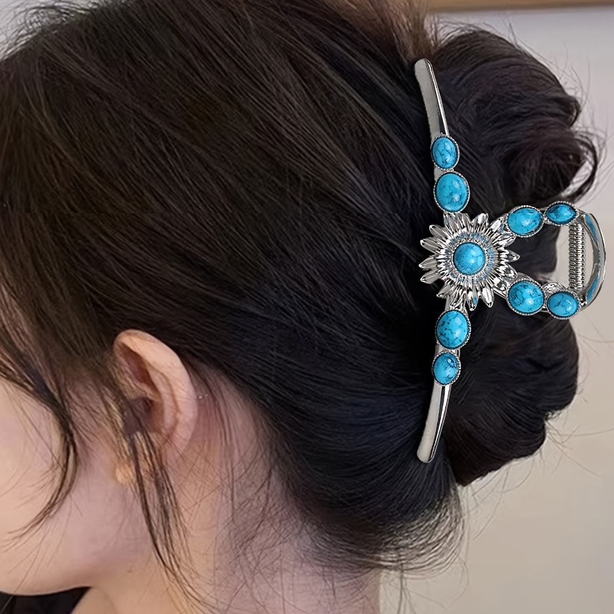 

Bohemian Style Sunflower Hair Claw Clip With Imitation Turquoise And Pearls, Vintage Alloy Large Oblong Shark Clip For Women, Boho Ethnic Hair Accessory For Girls Age 14+ - Single Piece