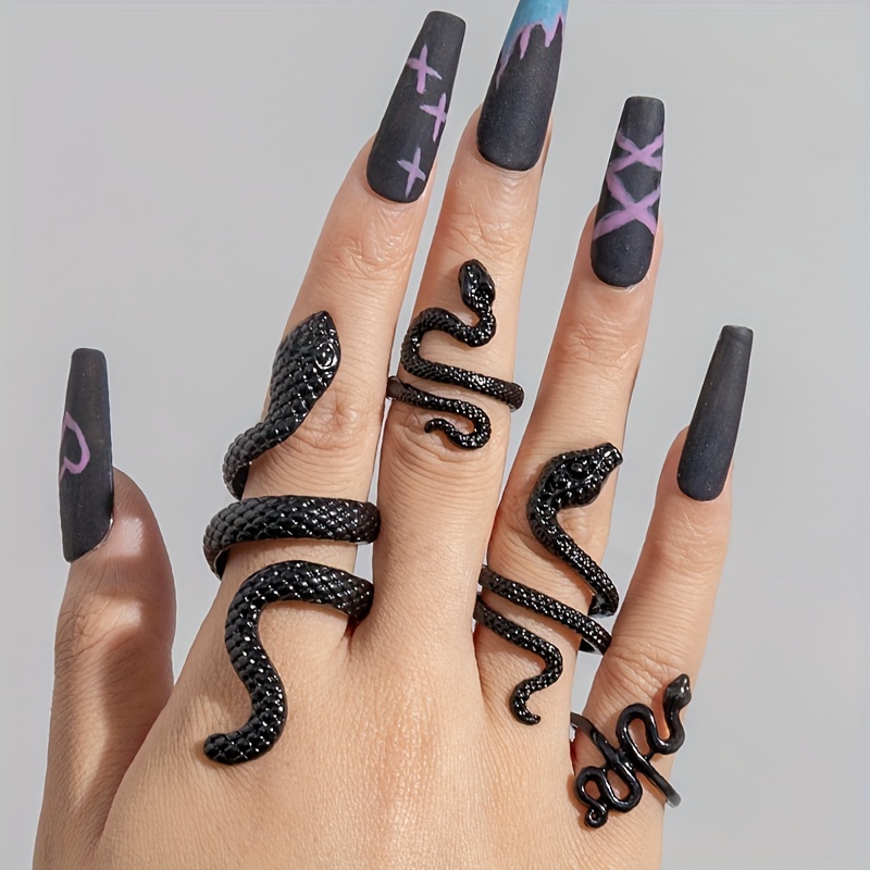 

4pcs Gothic Ring Set Snake Pattern Plated Cool Decor For Daily Outfits Special Party Accessories