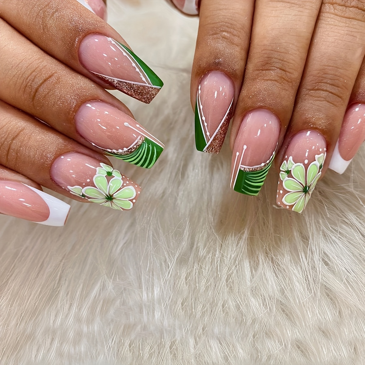 Daisy Flower Pink False Nails Long Coffin French Tip Press On Nails  Decoration