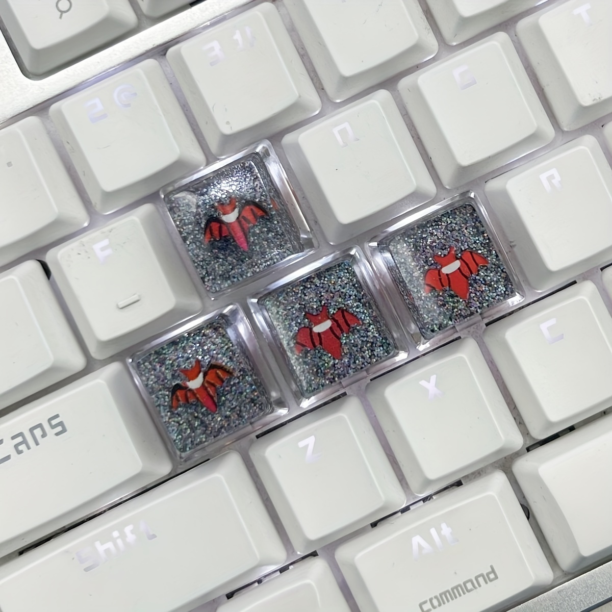 Multi-color Anti-scratch Translucent Abs Resin Ladybug Bat Keycaps Suitable  For Cross Axis Mechanical Keyboard Accessories - Temu Philippines