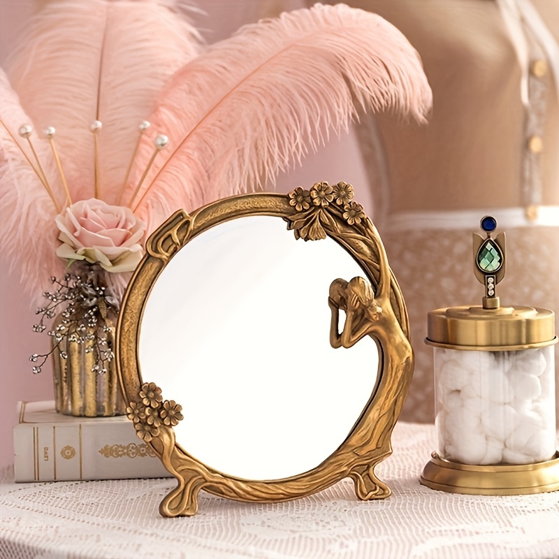 Espejo de maquillaje vintage de latón dorado