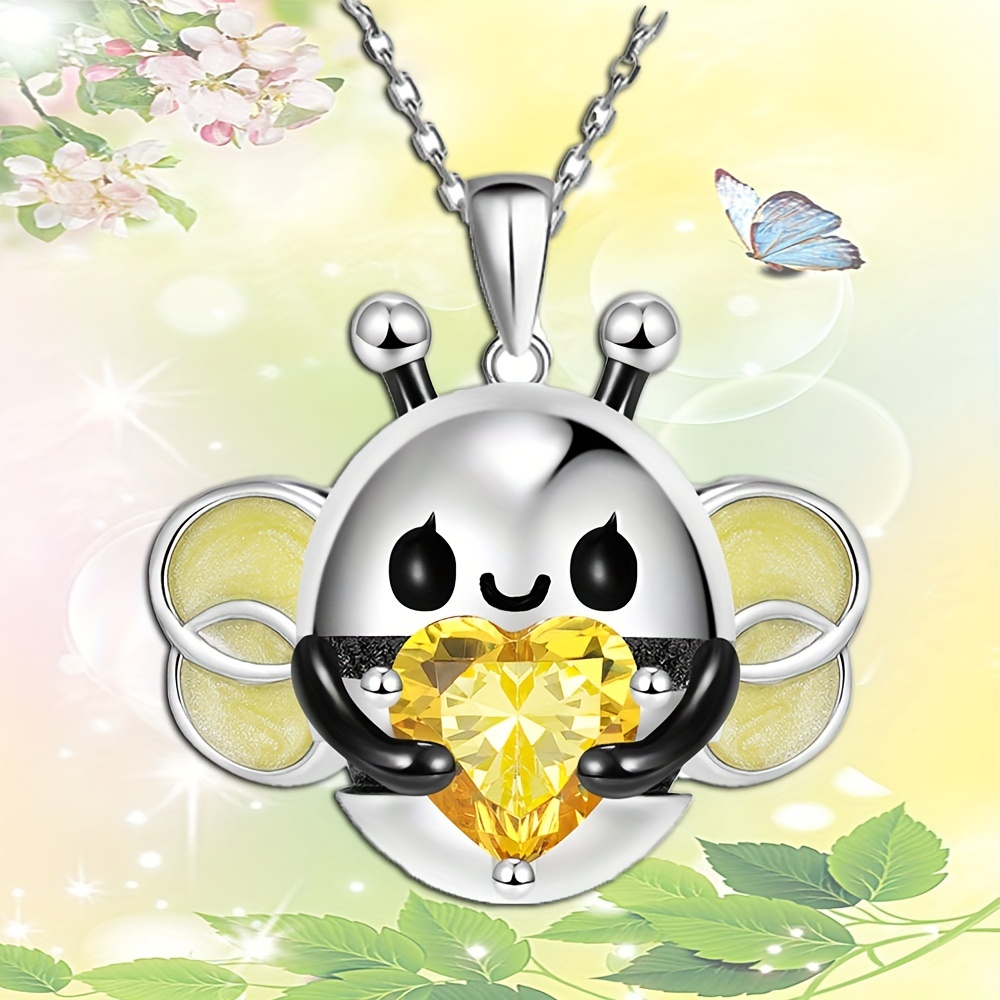 Cute on sale bee necklace