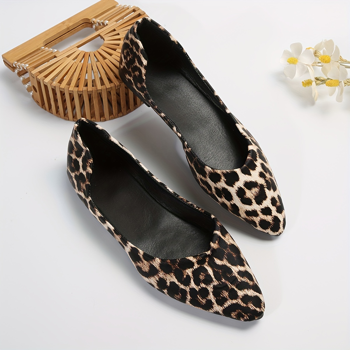 Cheetah flats 2024 pointed toe