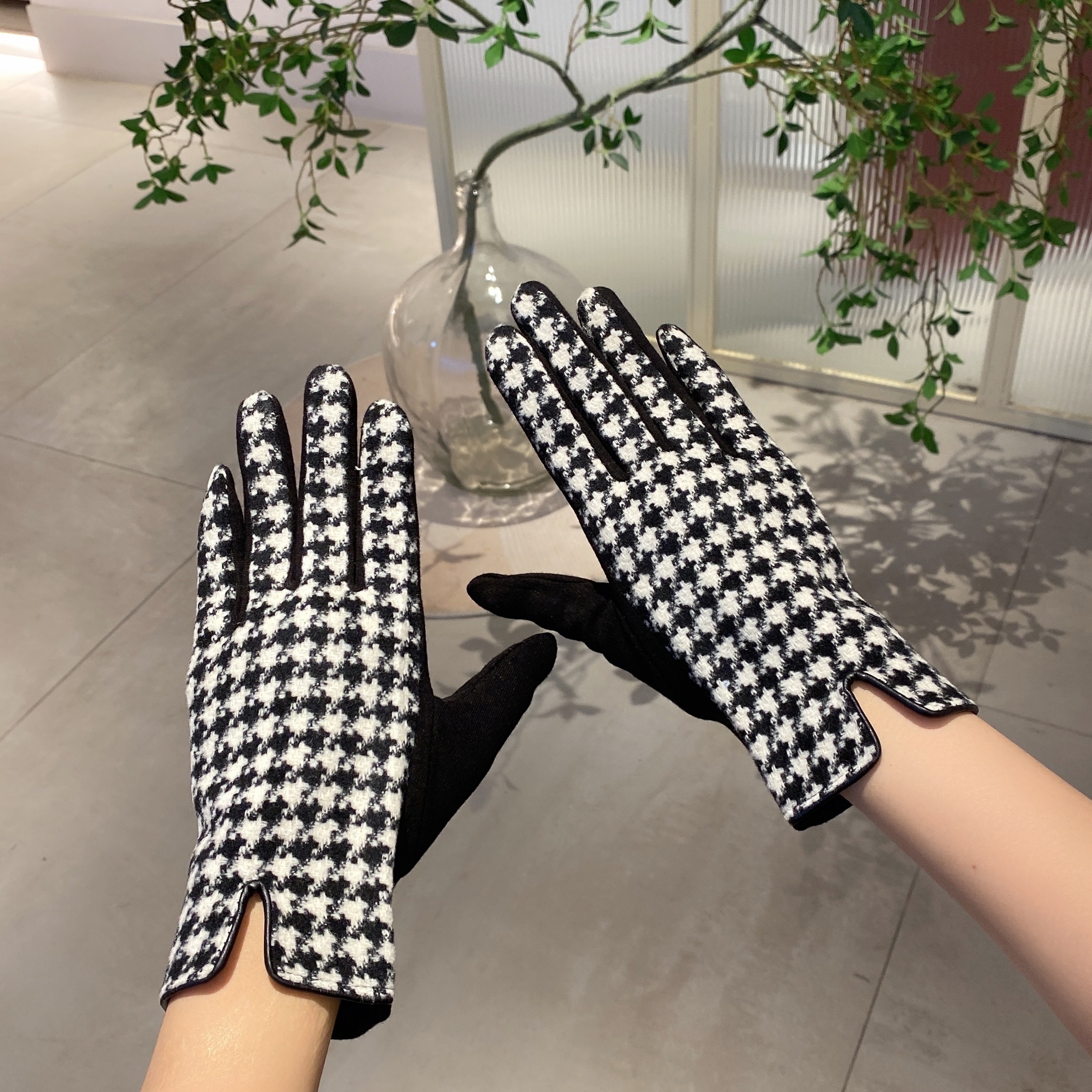 Women Cotton Houndstooth Touchscreen Gloves Outdoor Driving Gloves Winter  Windproof Gloves
