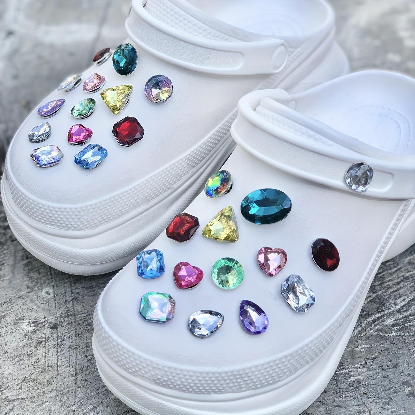 28 Pcs Bling Croc Charms Crystal Shoe Decoration Charms Jewelry Shoe Decoration Rhinestone Metal Charms Fits Clog Sandals Fashion Charm Hole Shoes