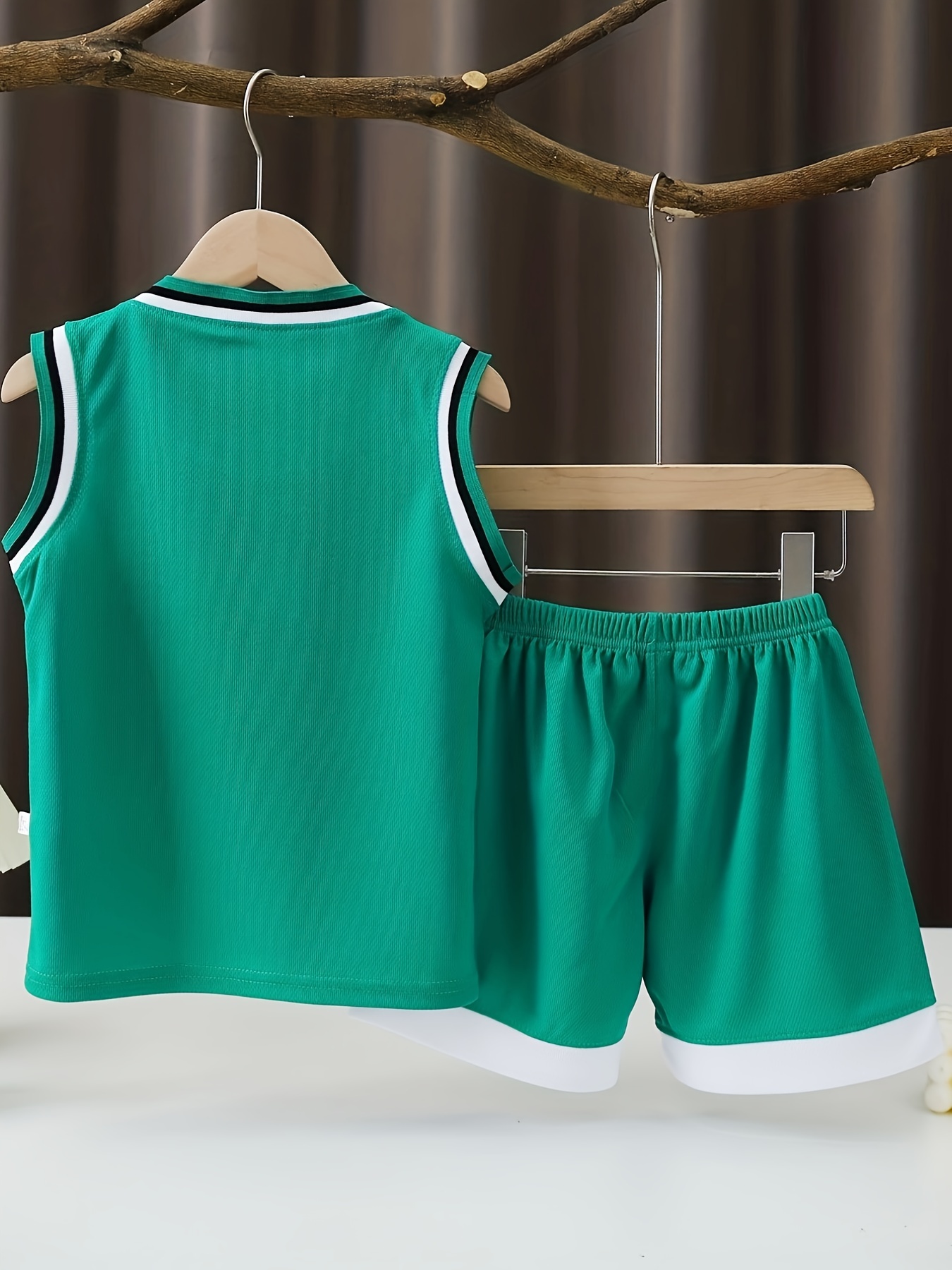 WTBFBY Boys & Girls Basketball Fans T Shirt Outfit Running Jersey Workout Tank Top Sleeveless T-Shirt Shorts Set