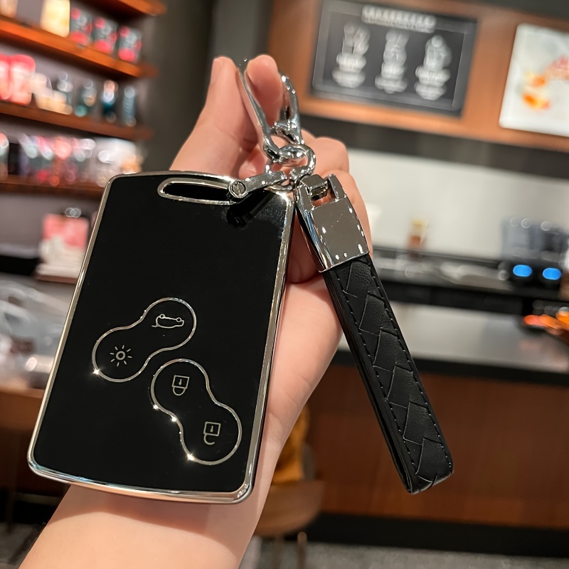 Dragonne Key Holder Pink LV in 2023  Car keychain ideas, Key holder, Lv  key pouch