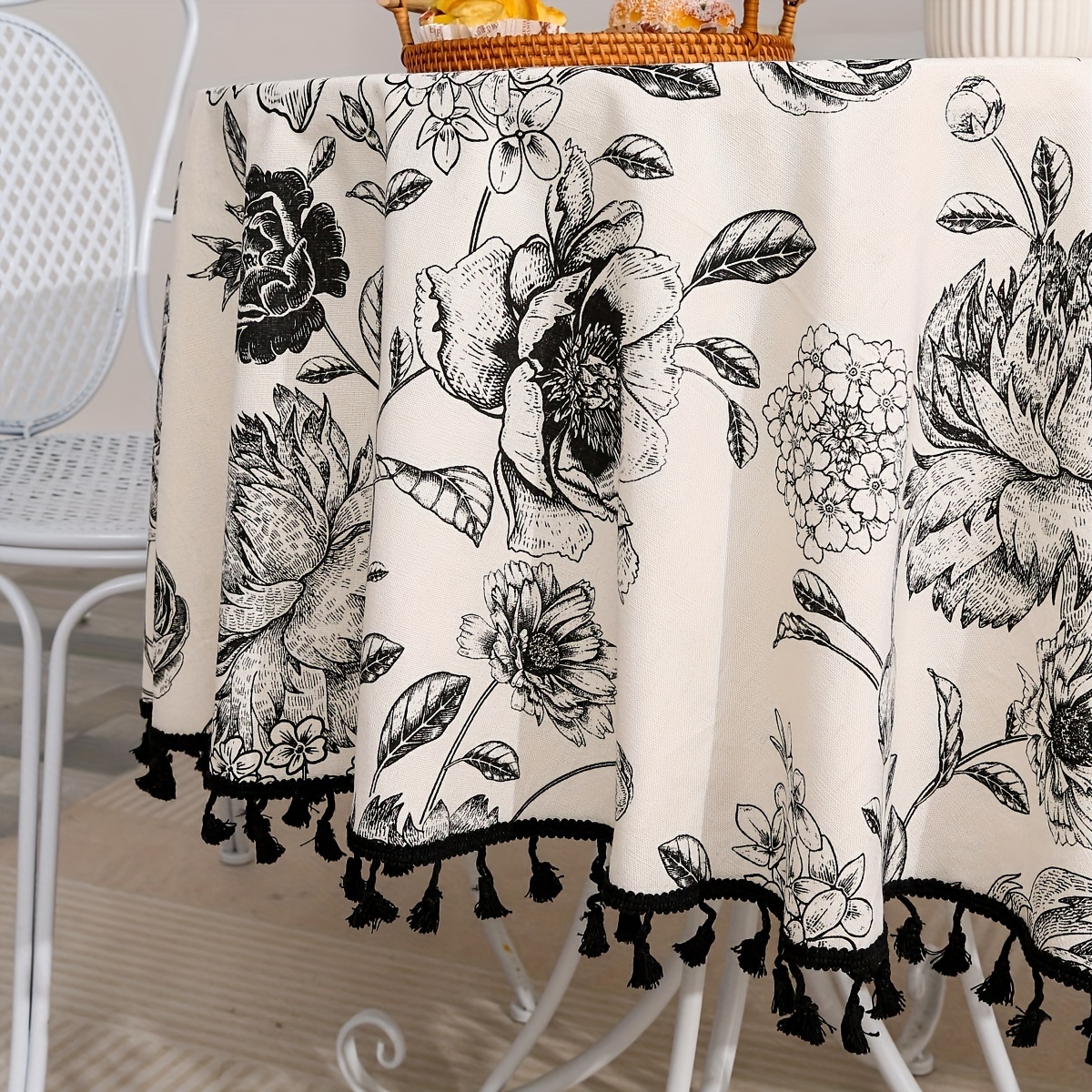 MAIISO Floral Pattern Simple Vintage Wrinkle Resistant Water and Oil  Resistant Design Kitchen Restaurant Outdoor Picnic Party PVC Tablecloth :  : Home & Kitchen