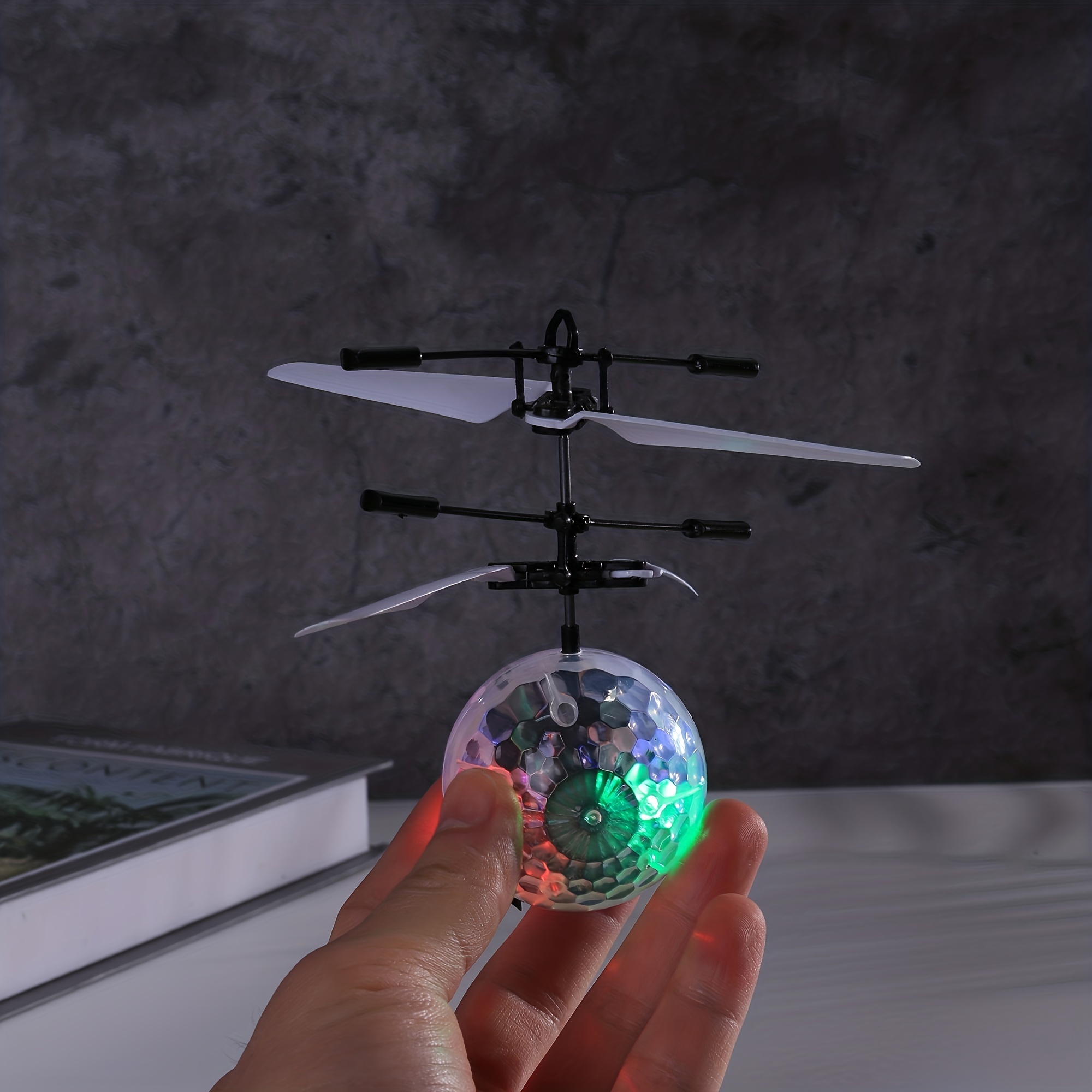 Juguete de bola voladora mágica - Drone RC de inducción infrarroja